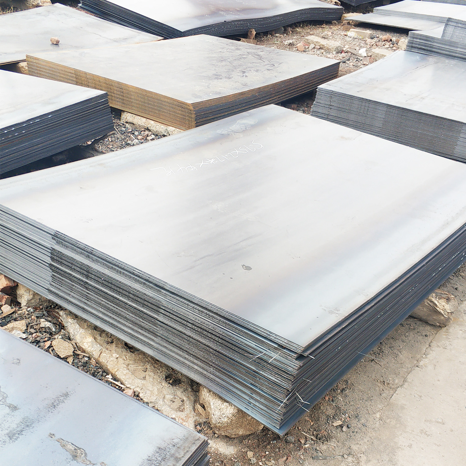Venta al por mayor de hojas de acero laminadas en caliente de gran cantidad de primera calidad